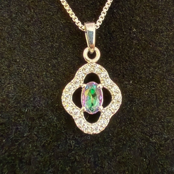 mystic topaz pendant necklace on a 925 chain - Picture 2 of 6